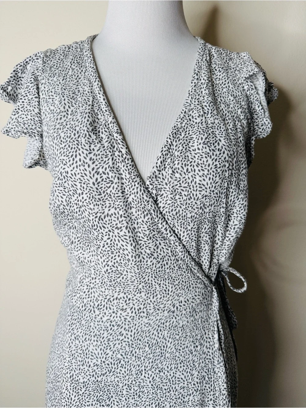 Abercrombie White and Black Print Asymmetrical Wrap Maxi Dress